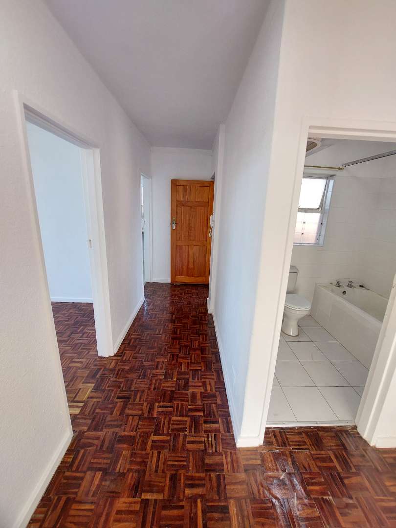To Let 2 Bedroom Property for Rent in Tamboerskloof Western Cape